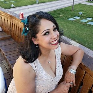 Meet your Posher, Linda